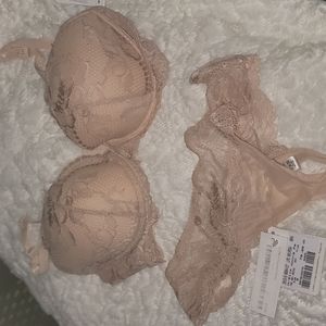 La perla blush Bra new w tags